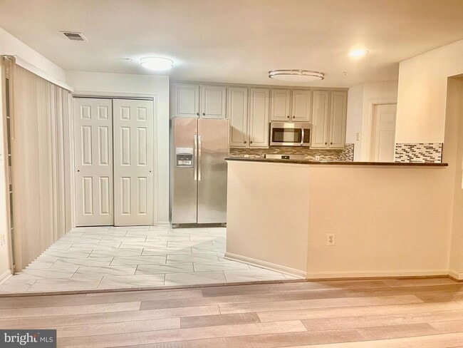 Photo - 11854 Breton Ct