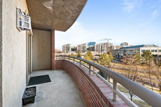 Photo - 4875 S Monaco St