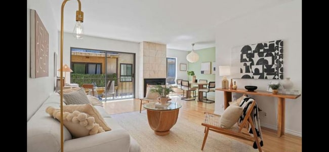 Photo - 1730 Camino Palmero St Unit 317