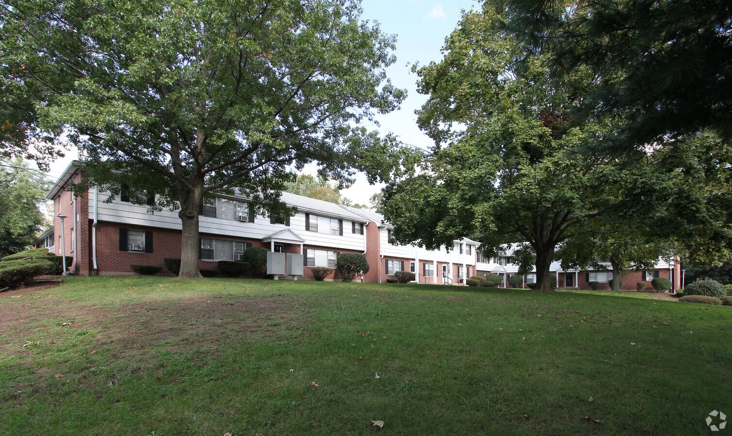 Photo - Cooper Hill Apartments