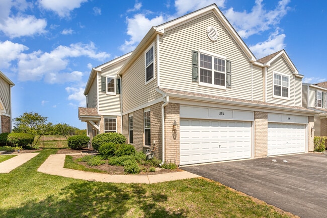 Photo - 593 Springbrook Trail N Townhome