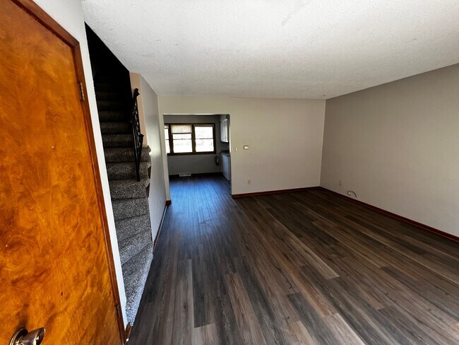 Photo - 1330 Delta Dr