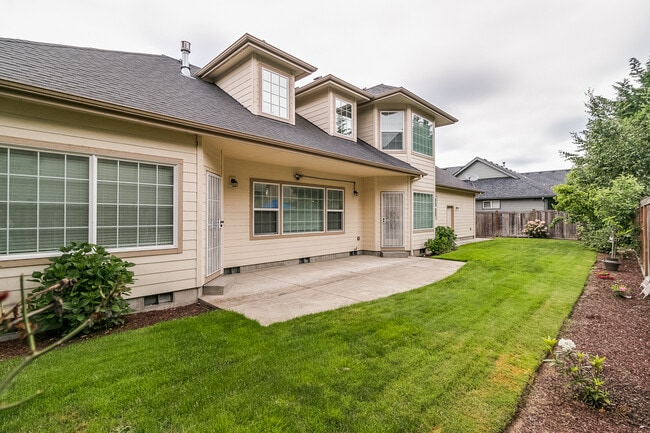 Photo - Beautiful 4-Bedroom, 3-Bath Home With Central Heat & A/C!