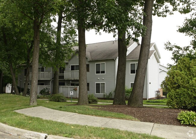Woodrun Apartments - Woodrun Apartments