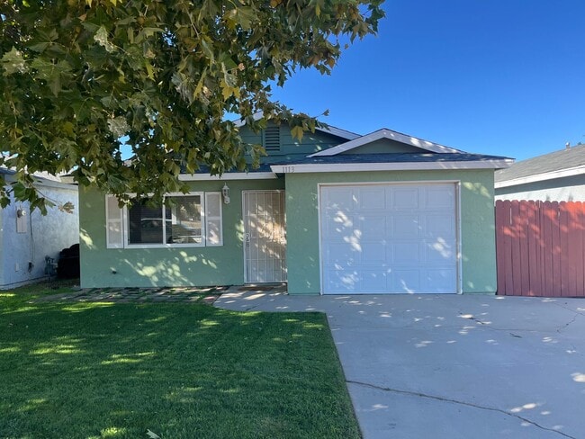 3 Bed 2 bath House in City of Tehachapi! - 3 Bed 2 bath House in City of Tehachapi!