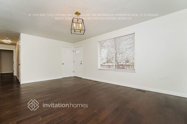 Photo - 2892 S Mobile St