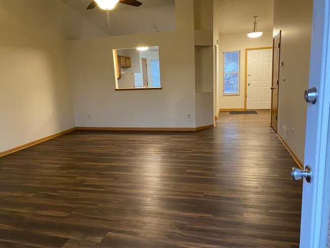 Photo - 4941 Petticoat Ct