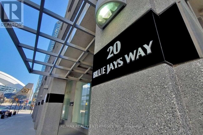 Photo - 20 Blue Jays Way Unité 909