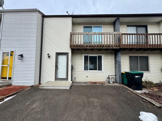 Photo - Charming 2 Bed 1.5 Bath in Gibsonia!