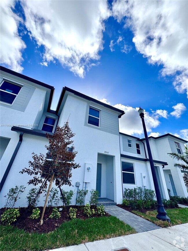 Building Photo - 17854 SW 358th St Rental