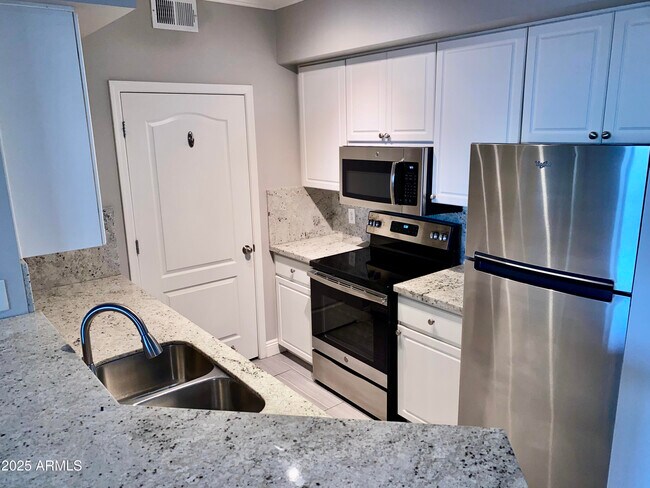Building Photo - 1701 E Colter St Unit 477 Rental