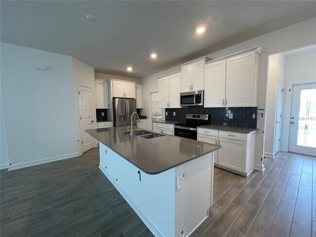 Photo - 3111 Addison Blvd