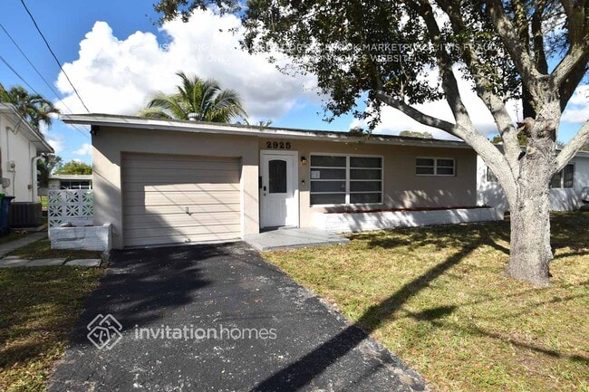 Building Photo - 2925 NW 69th Ave