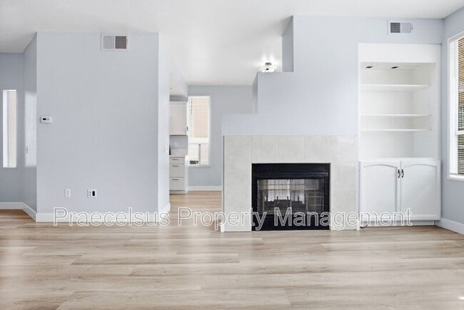 Photo - 1389 Serena Cir