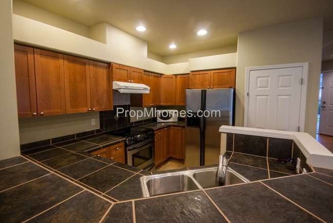 Photo - Luxury Three Bedroom, Three Bath Townhouse with Attached Garage