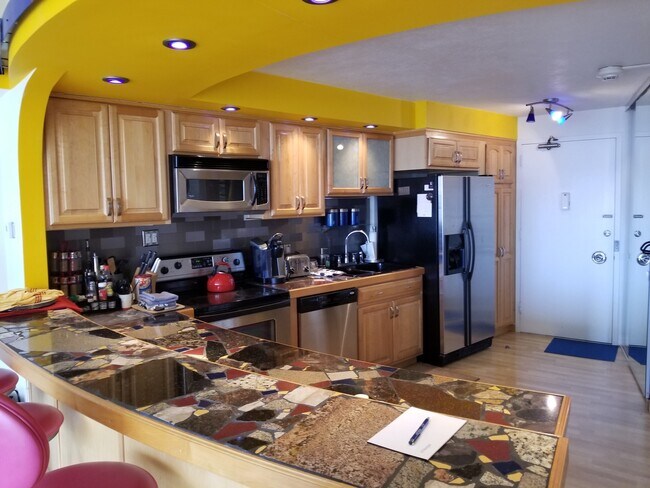 Photo - 300 N State St Unit 3910