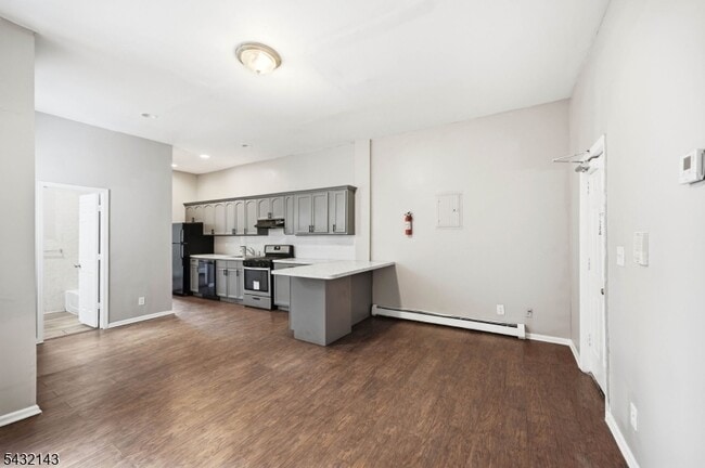 169 Mt Prospect Ave