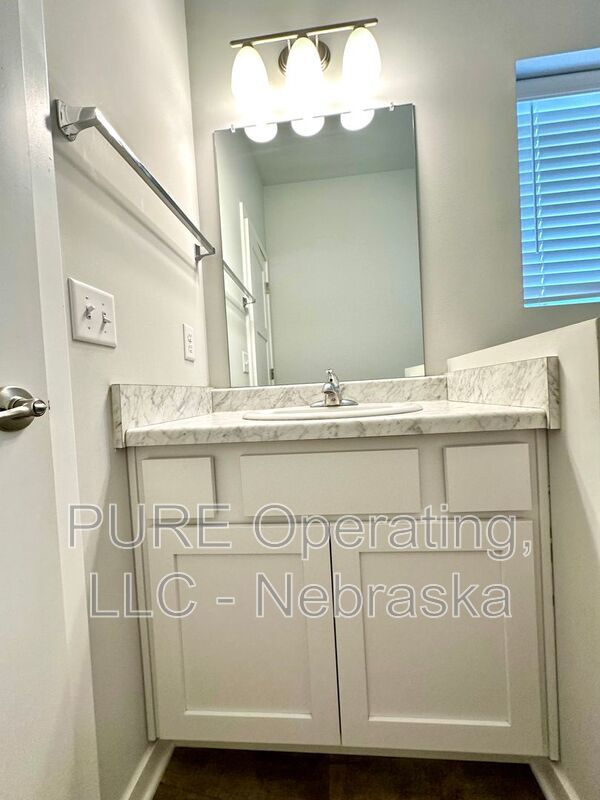 Photo - 5121 N 181st St