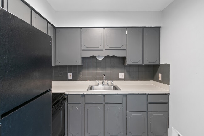 Photo - Potomac Village