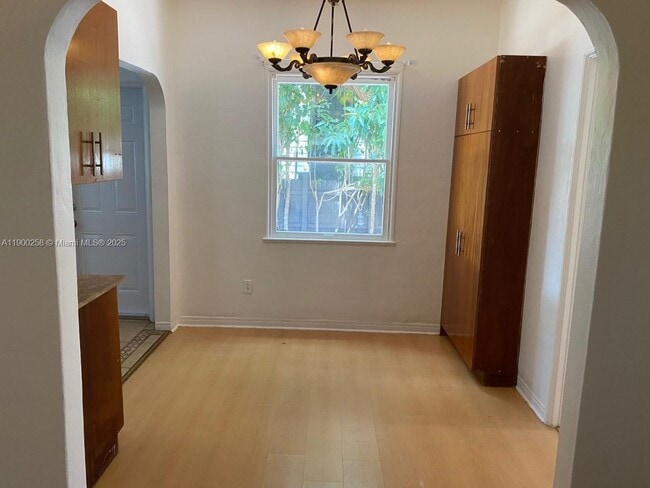 Photo - 1042 SW 11th Ave
