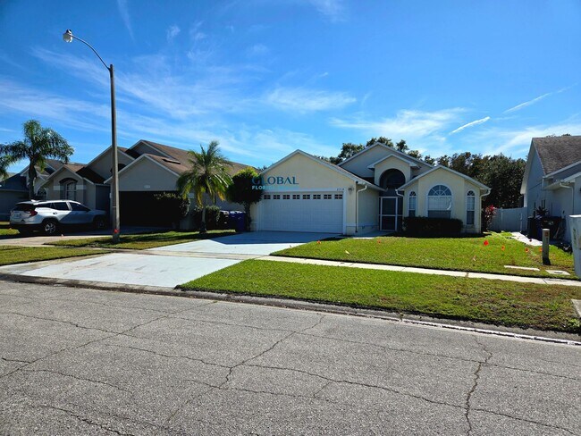 Building Photo - Prime Kissimmee Rental in Lakeside Estates!