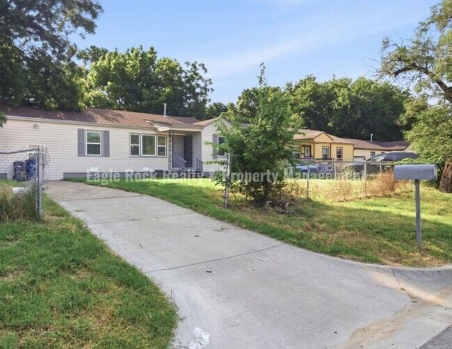 Photo - Tulsa House for Rent (3beds/1baths)