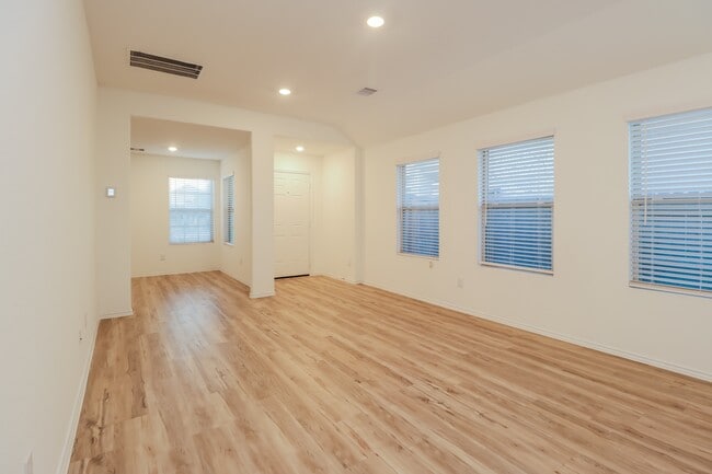 Photo - 3659 Solanum Dr