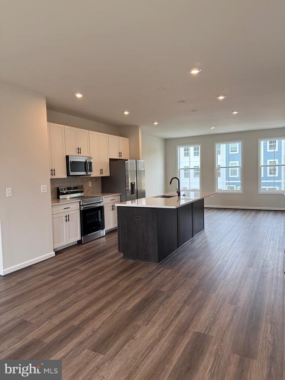 Photo - 7715 Harlow Cir