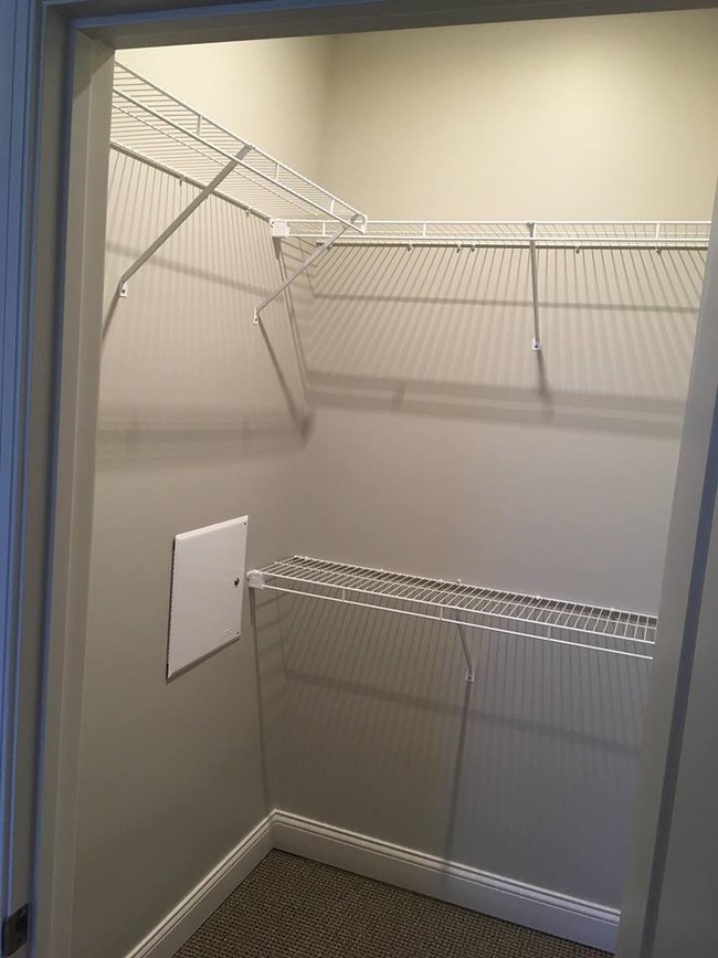 Photo - Hopkins Commons (55+ Active Living)