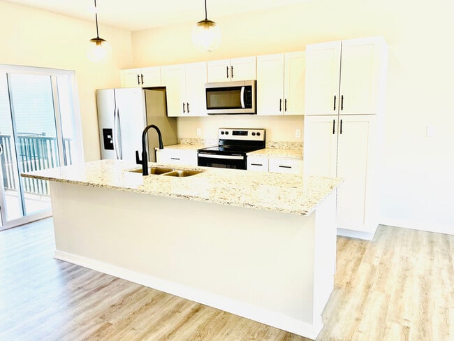 Photo - 20877 South Ct