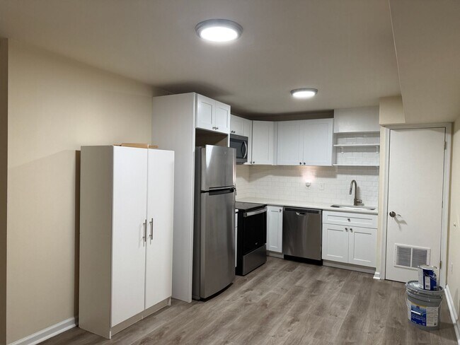 Photo - Modern New Luxury Temple Apartments Unit 2