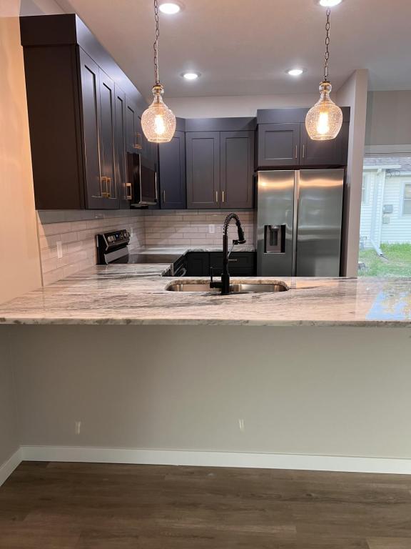 Photo - 1281 37th Ave
