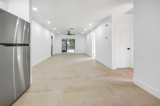 Photo - 12452 Guilford Way