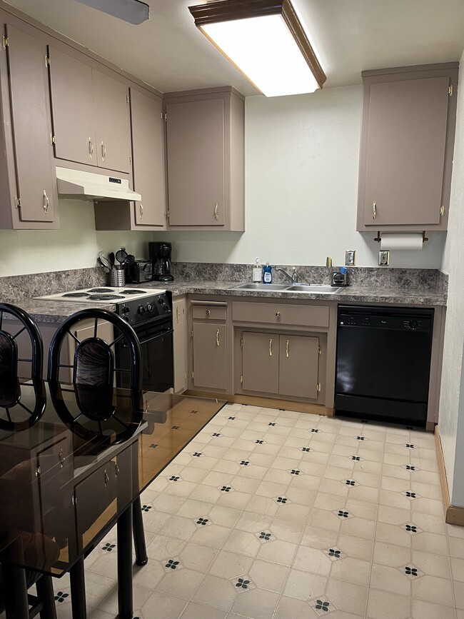 Photo - 1223 Bonanza Ave