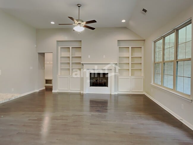 Photo - 5571 Stonecrest Dr