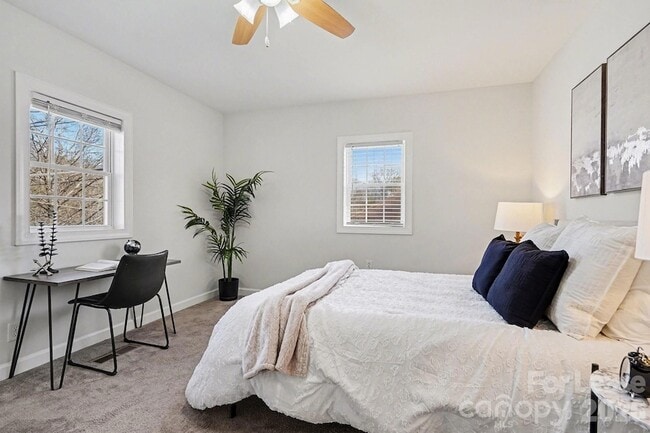 Photo - 28 2nd St