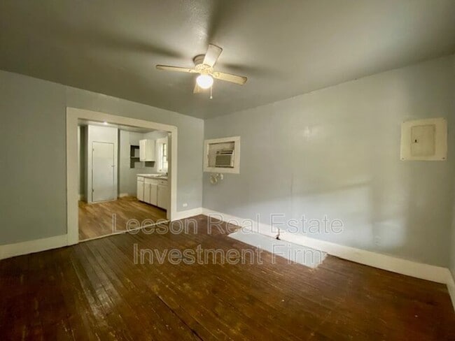 Photo - 2934 Harp St