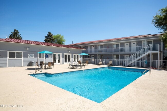 1664 Beach Blvd Unit 7