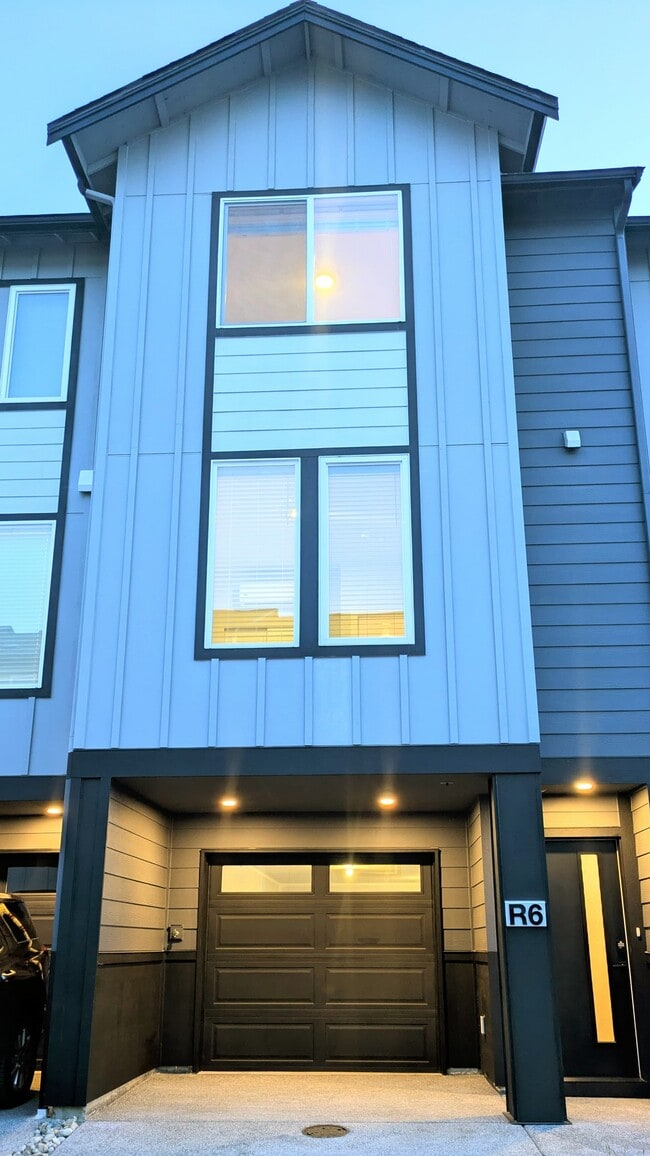 Photo - 14707 87th Ave SE