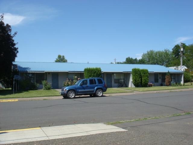 Sunny Drive Apartments - Sunny Drive Apartments