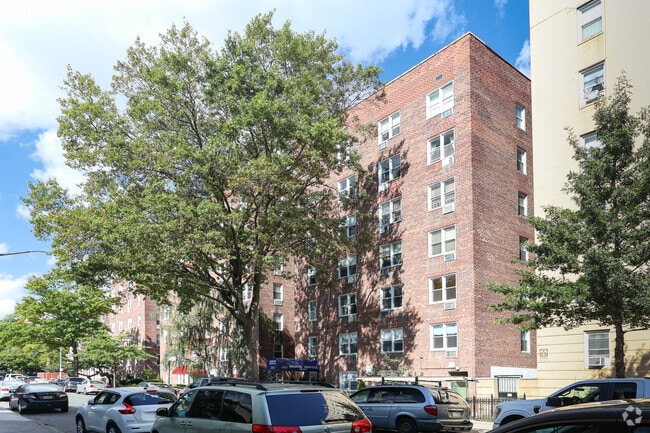 Photo - 2155 82nd St