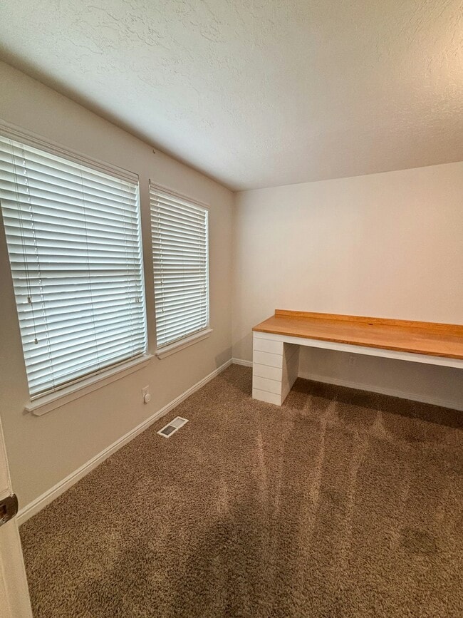 Photo - 1657 N 645 W St