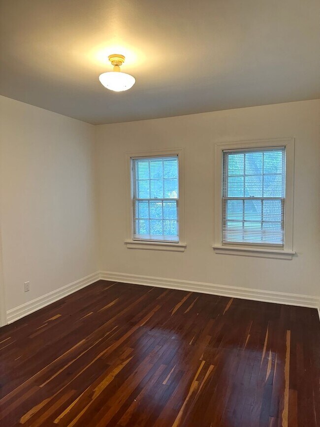 Photo - Cozy 2-Bedroom Home Near Phelps Grove Park