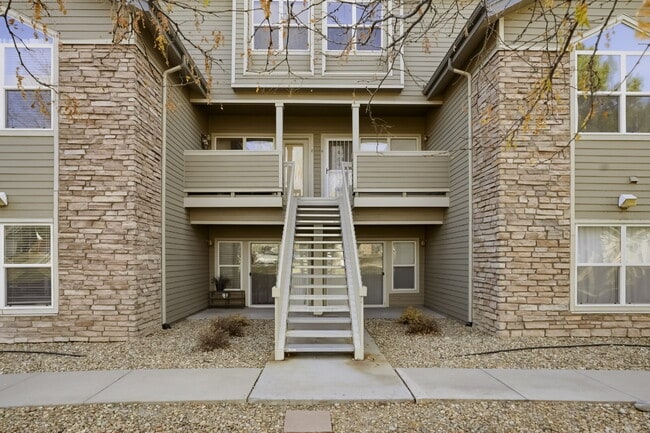 Photo - Large Two Bedroom Condo in Aurora Unit G