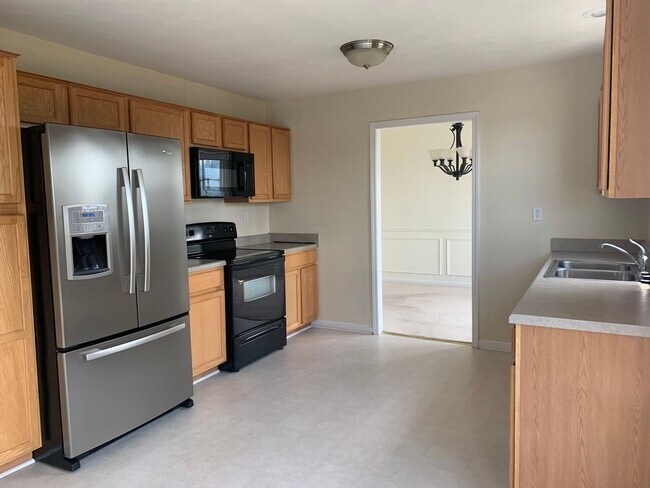 Photo - 1111 New Village Dr NW