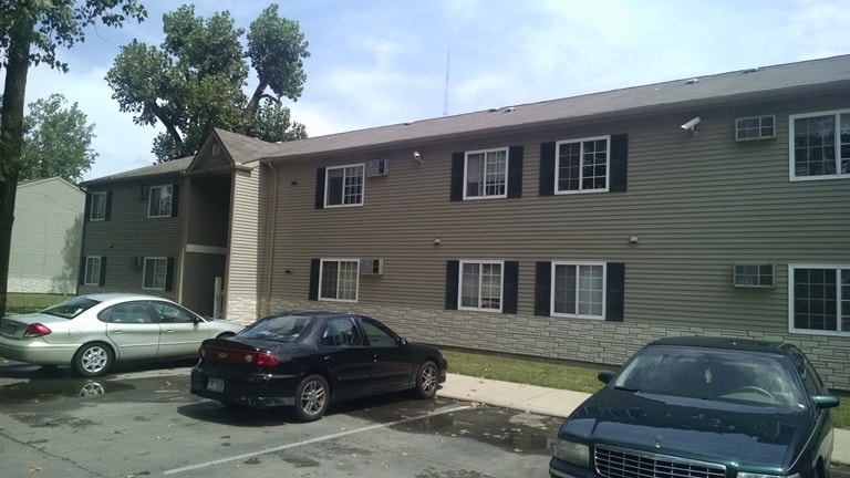 Erica Court Apartments - Erica Court Apartments