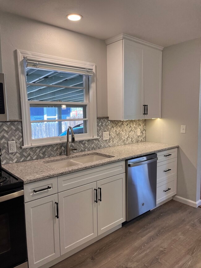 Photo - 1764 N Eldorado Ave