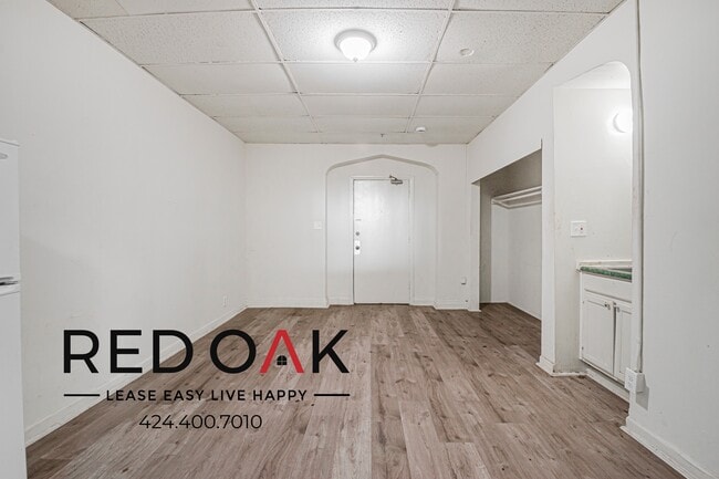 Photo - 627 Normandie Ave Unit 4B