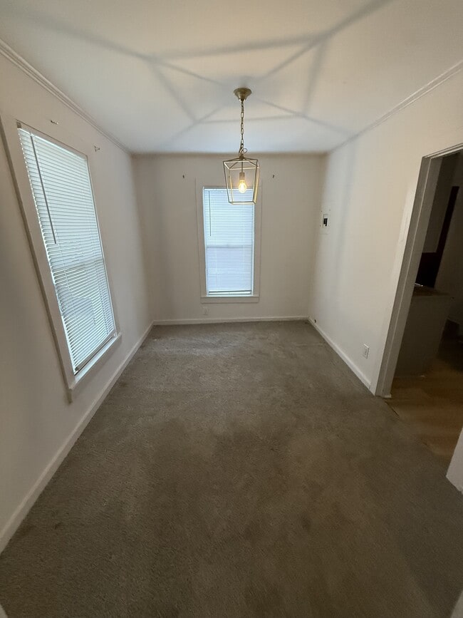 Photo - 1090 Fountain St