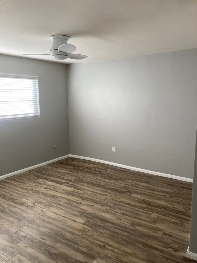 Photo - 3345 Herman Ave